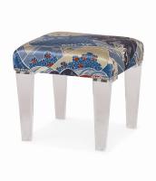Ottomans, Benches